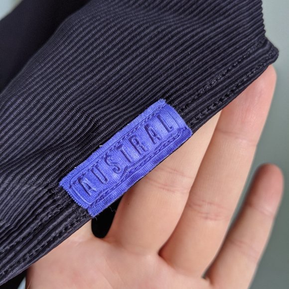 High-Leg Open-Back Ribbed Back Vintage Swimsuit - Picture 4 of 4